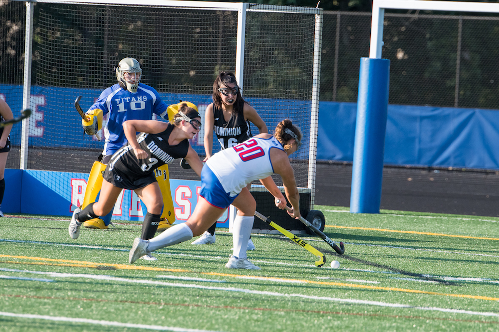 Lydia Oldknow Riverside Field Hockey