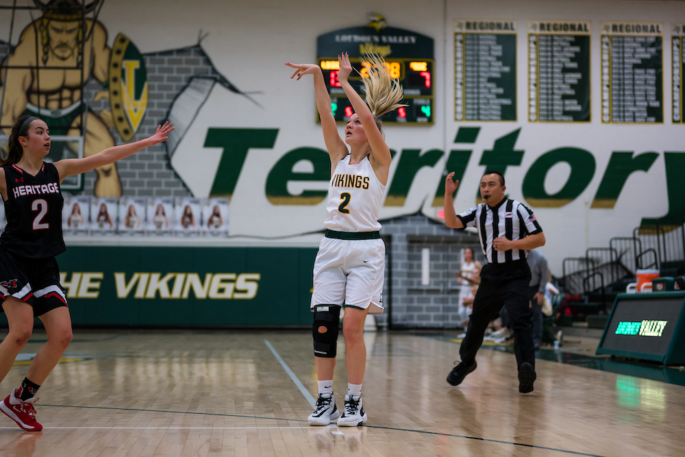 Sarah Thompson Loudoun Valley Basketball