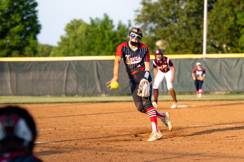 Lauren Santoni Independence Softball