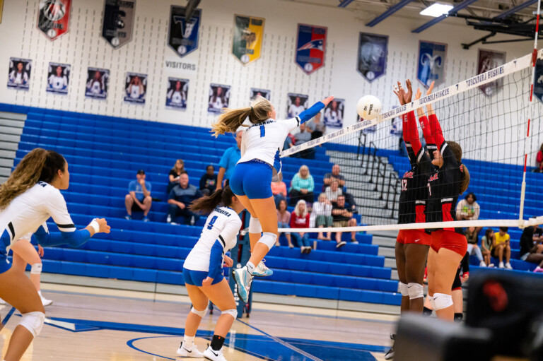 Ella Kemp Tuscarora Volleyball